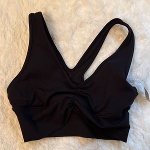 Alo yoga wild thing bra black